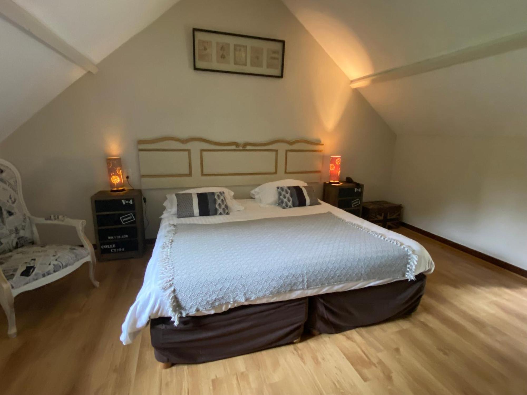 Les Moulins Du Duc Ecolodge มูเอลอง-ซูร์-แมร์ ภายนอก รูปภาพ